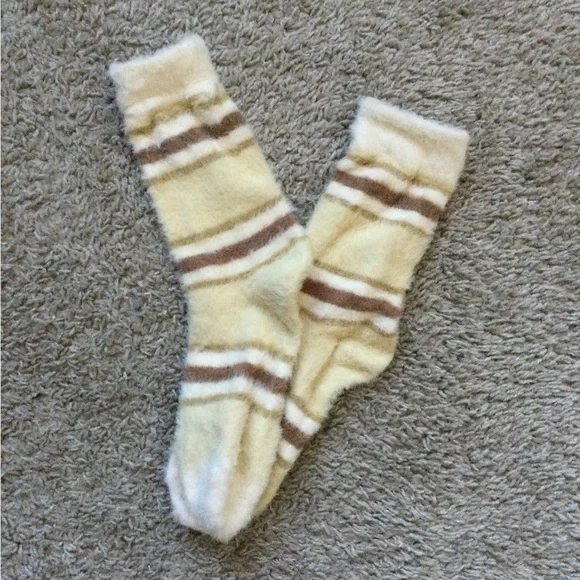 🔥🔥HOST PIC🔥🔥 Free People Fluffy Eyelash Striped Socks - Picture 2 of 11